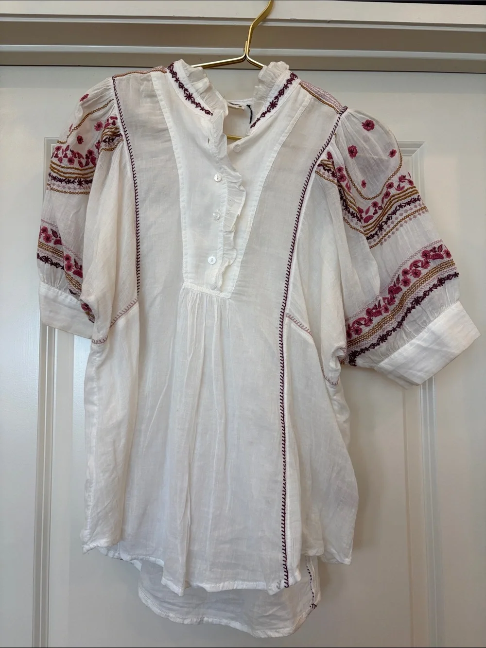 Anthropologie White Peasant Blouse with Pink & Burgundy Embroidery XXS